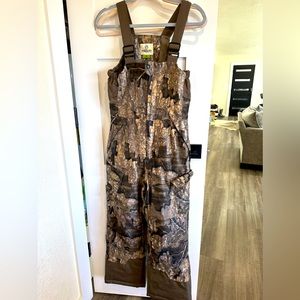 Ski/hunting bib for kid